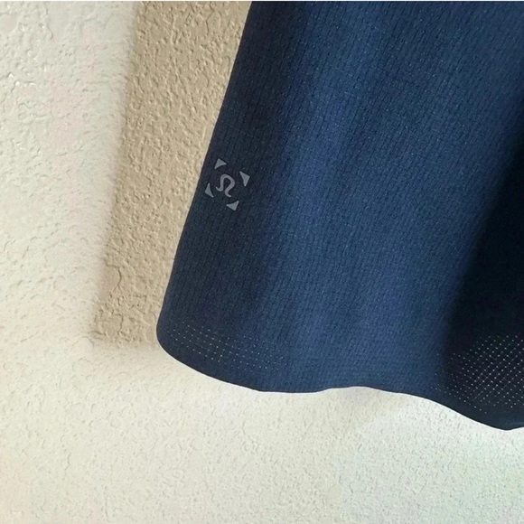 Lululemon T.H.E. Shorts Blue 8" Lined Drawstring Stretch size
small - Picture 3 of 5